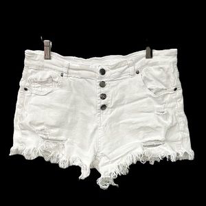 Distressed White Denim Shorts ✨